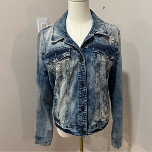 size medium acid wash jeans jacket XL